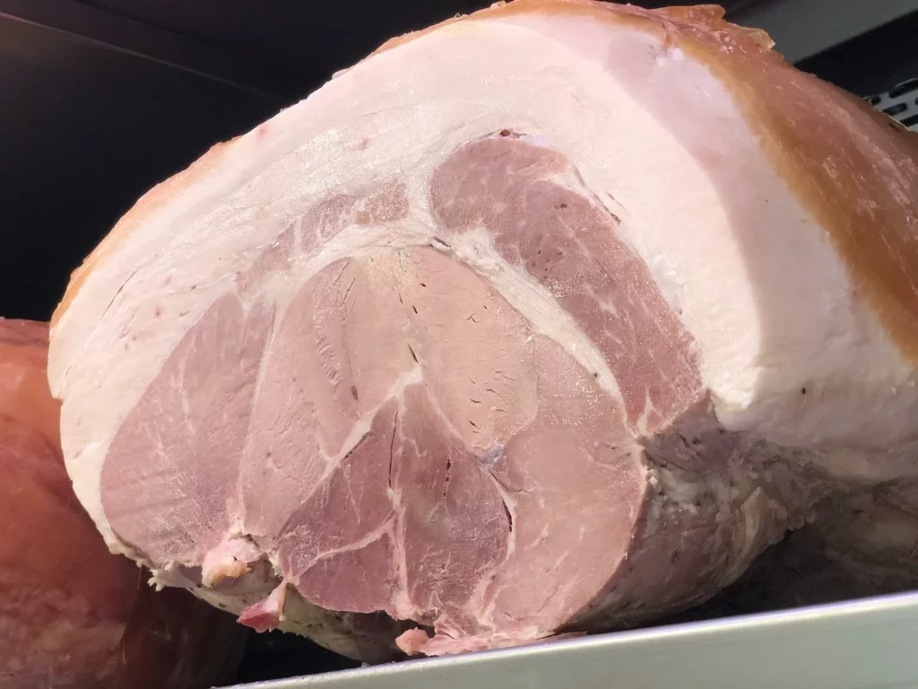 Prosciutto cotto Big Tony di Gastronomia Fasani: salume artigianale di qualità, consegna a domicilio a Milano